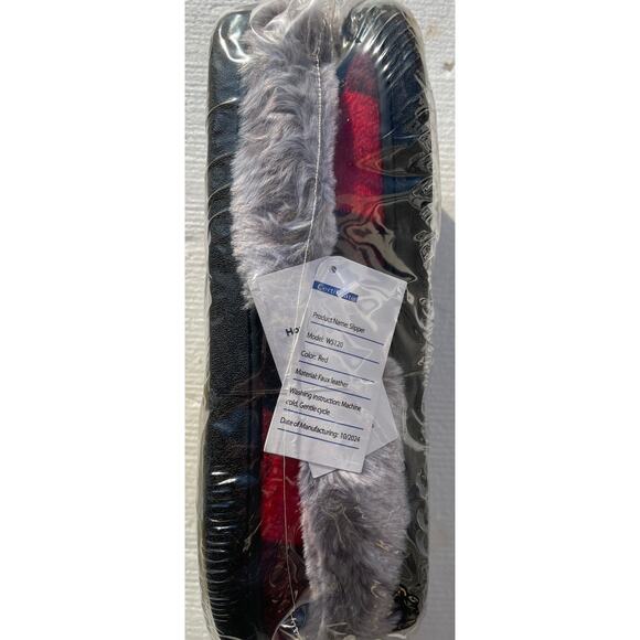 New Womens Size 8-9 Buffalo Plaid Memory Foam Slippers - Picture 5 of 5